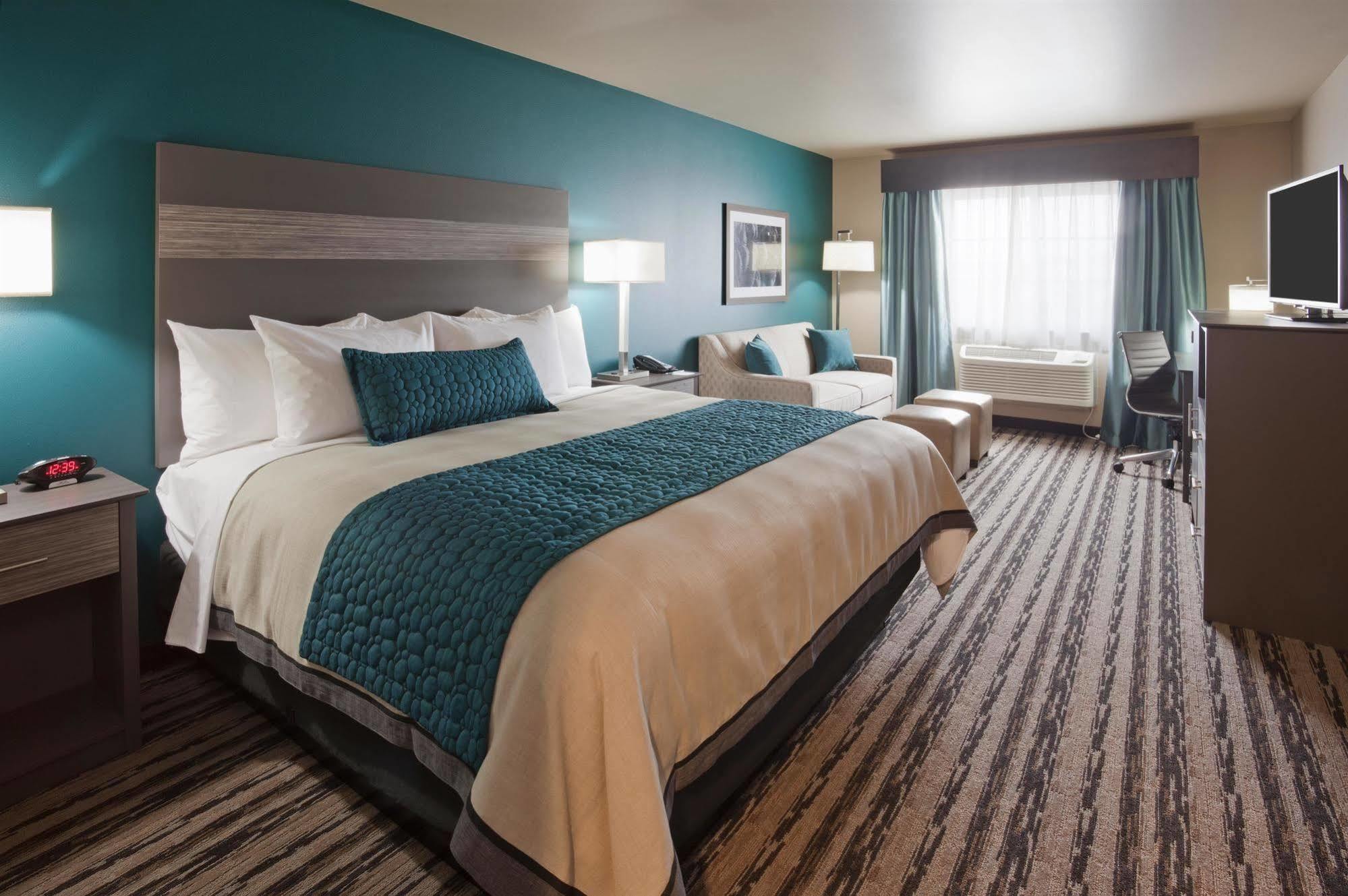Grandstay Hotel & Suites 밸리시티 외부 사진